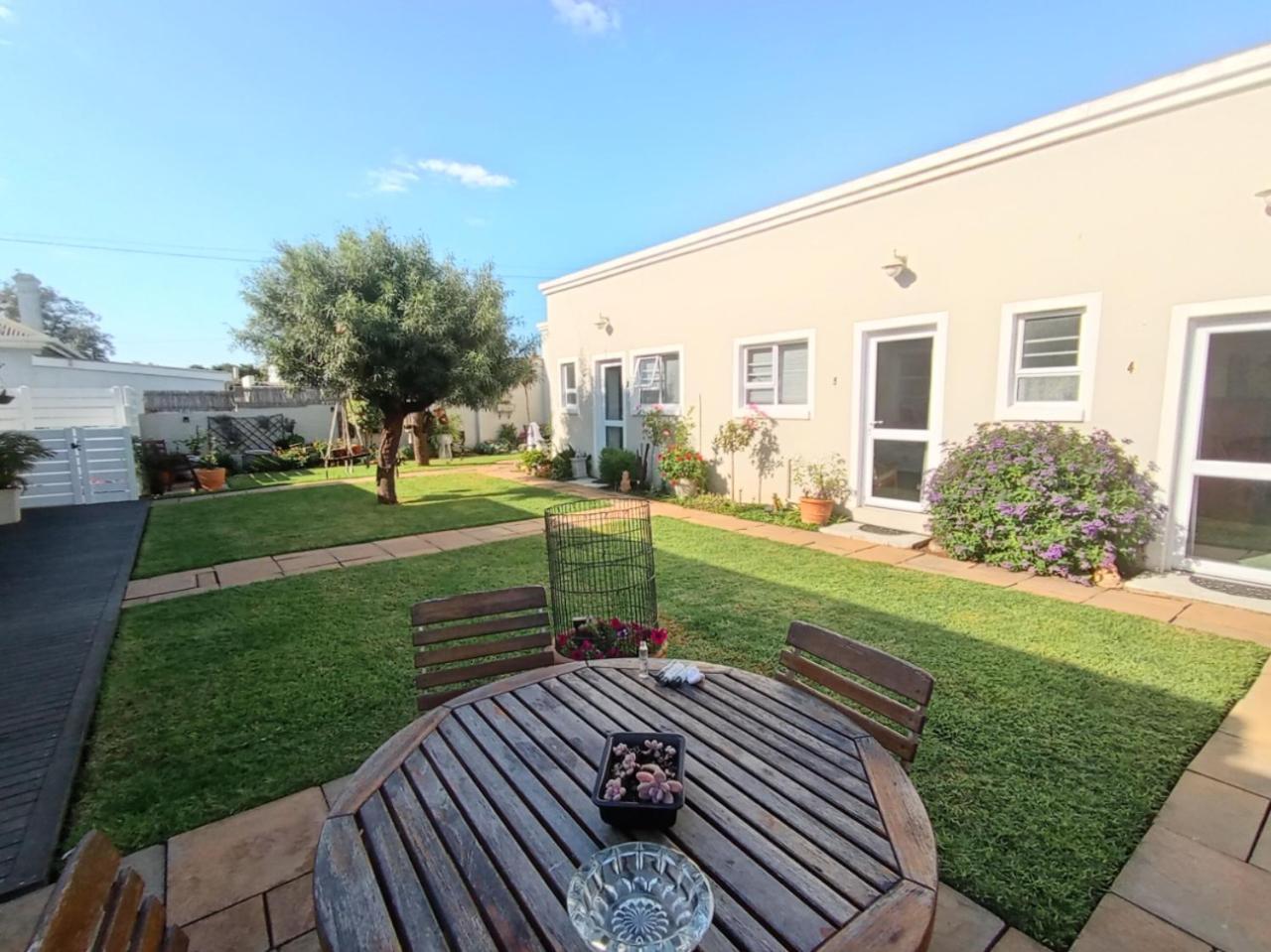 Urban Manor Bed & Breakfast Port Elizabeth Eksteriør bilde